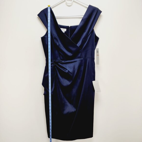 Maggy London Navy Blue Bridesmaid / Formal Dress Sleeveless Size 12 satin New - Picture 5 of 13